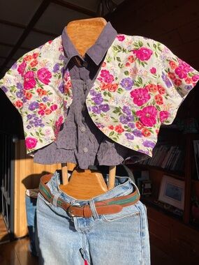 Floral Cropped Capelet - Pink & Purple Floral